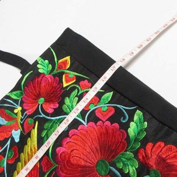 Oaxaca México Black Floral embroidered tote bag
New - Picture 5 of 8